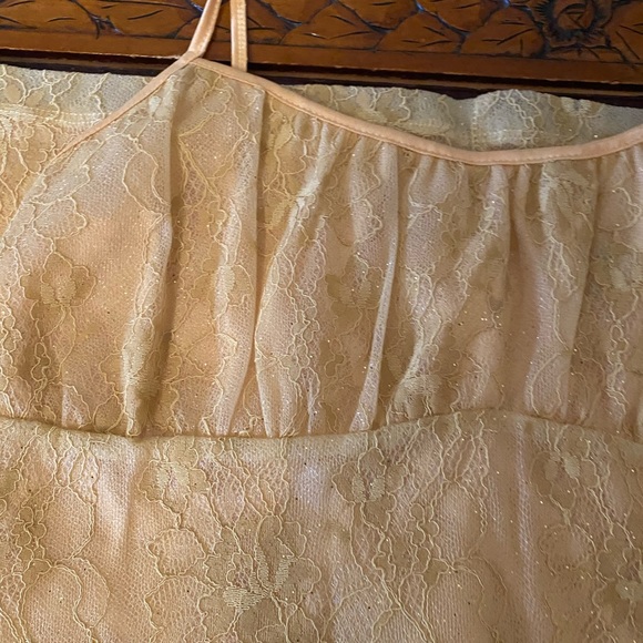 Motel Kula dress 💛 - Picture 4 of 6